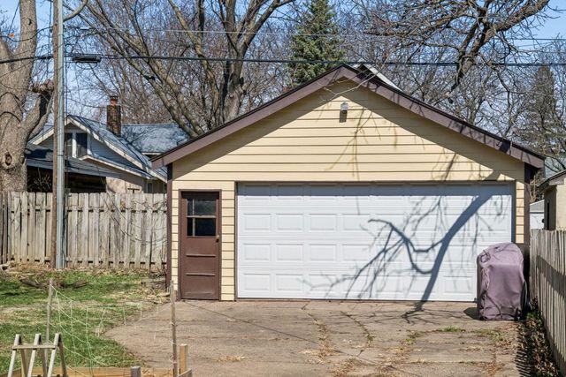 1307 Seminary Avenue, Saint Paul, MN 55104