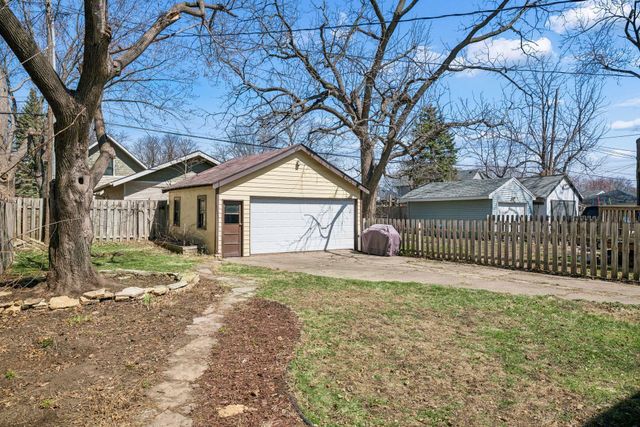 1307 Seminary Avenue, Saint Paul, MN 55104