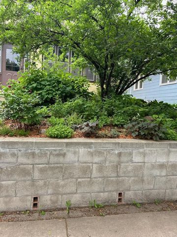 1307 Seminary Avenue, Saint Paul, MN 55104