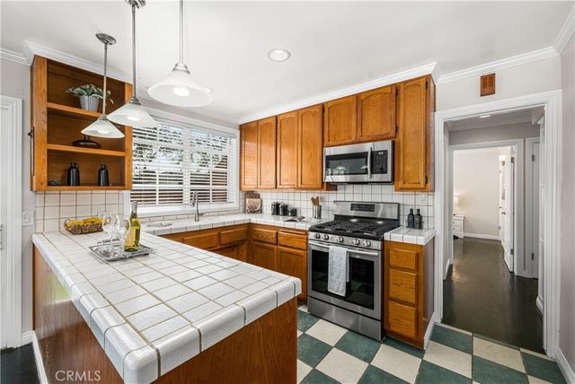 6032 Oliva, Lakewood, CA 90712