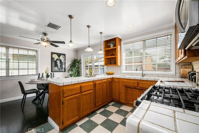 6032 Oliva, Lakewood, CA 90712