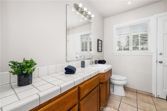 6032 Oliva, Lakewood, CA 90712