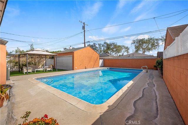 6032 Oliva, Lakewood, CA 90712