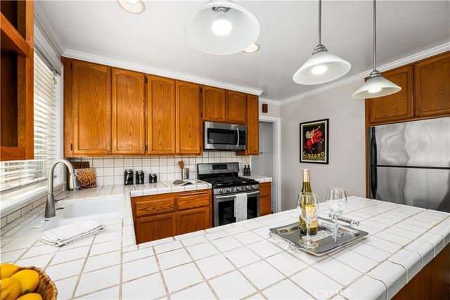 6032 Oliva, Lakewood, CA 90712