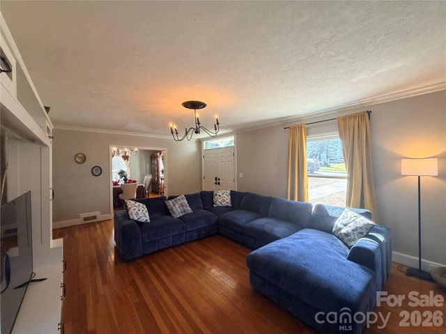 313 E Martin Street, Wadesboro, NC 28170