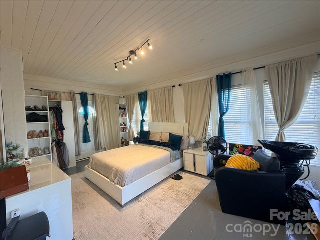 313 E Martin Street, Wadesboro, NC 28170