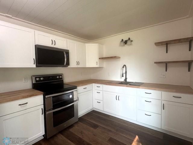 301 W Garfield Avenue, Mahnomen, MN 56557