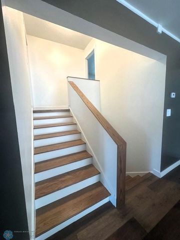 301 W Garfield Avenue, Mahnomen, MN 56557