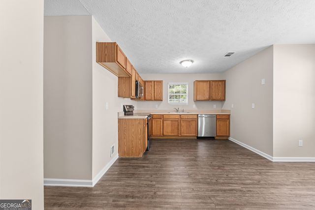 190 Chandler Field Drive, Covington, GA 30016