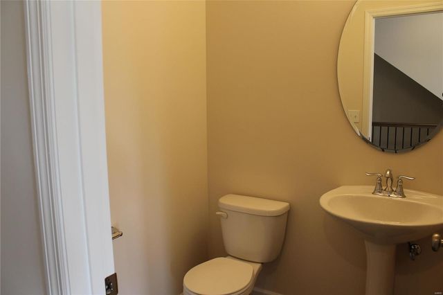 1 Savannah @ Creekside Sommers, O'fallon, MO 63367