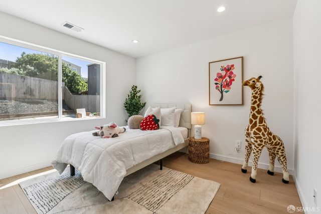 9 Seabreeze Court, Pacifica, CA 94044