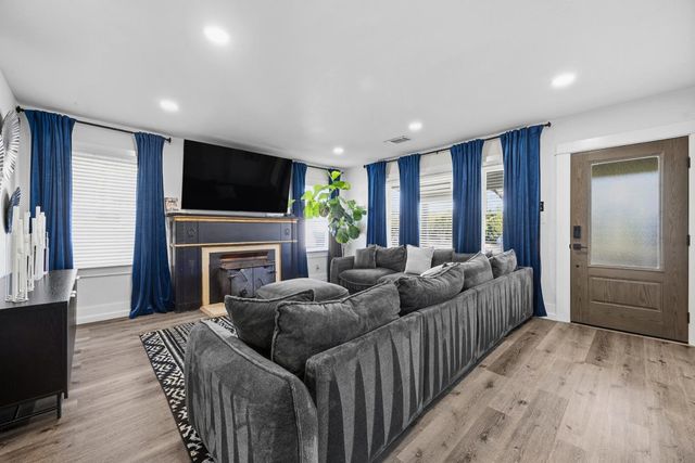 29205 Road 210, Exeter, CA 93221