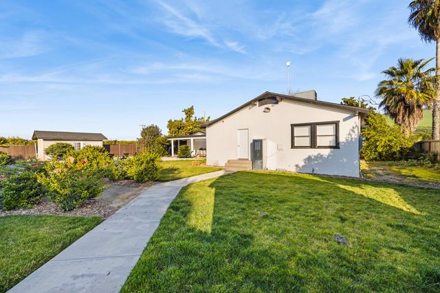 29205 Road 210, Exeter, CA 93221
