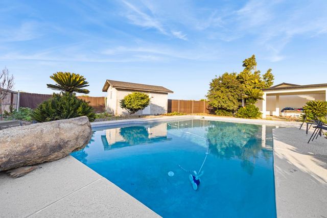 29205 Road 210, Exeter, CA 93221