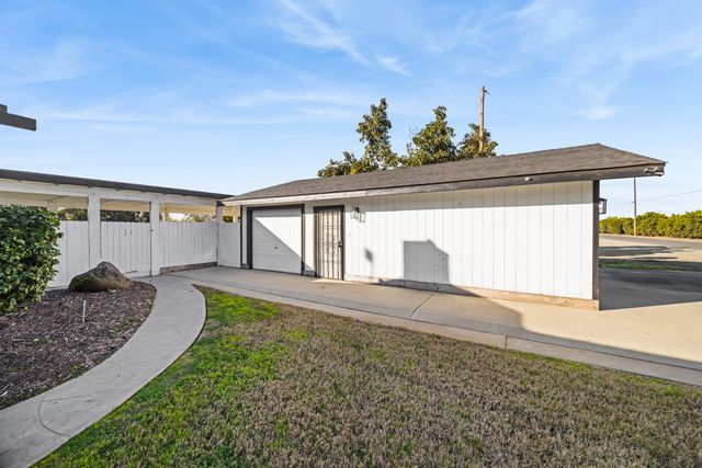 29205 Road 210, Exeter, CA 93221