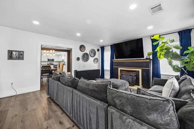 29205 Road 210, Exeter, CA 93221