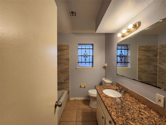 9619 Guest Street, Houston, TX 77078