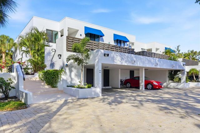 842 BAYPORT WAY 842, Longboat Key, FL 34228