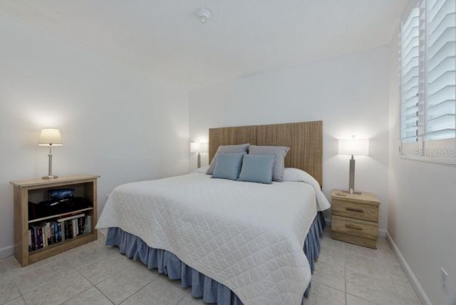 842 BAYPORT WAY 842, Longboat Key, FL 34228