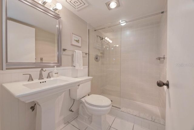 842 BAYPORT WAY 842, Longboat Key, FL 34228