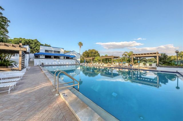 842 BAYPORT WAY 842, Longboat Key, FL 34228