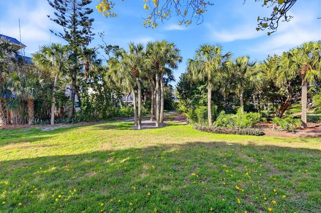 842 BAYPORT WAY 842, Longboat Key, FL 34228