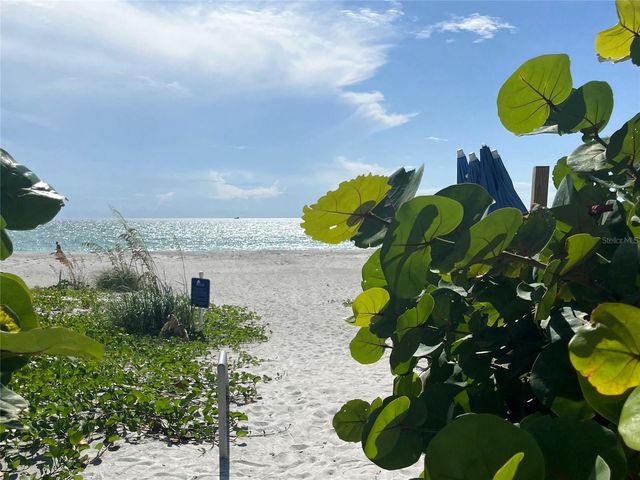 842 BAYPORT WAY 842, Longboat Key, FL 34228