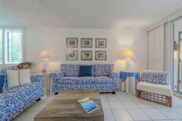 842 BAYPORT WAY 842, Longboat Key, FL 34228