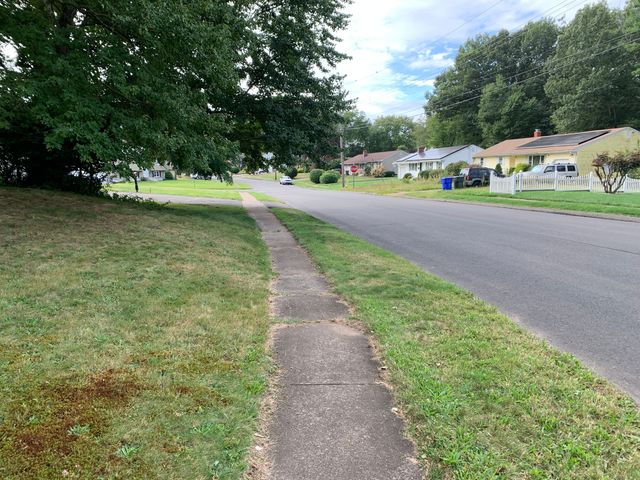 50 Hilton Drive, East Hartford, CT 06118