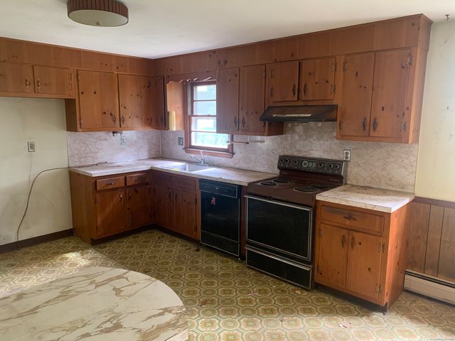 50 Hilton Drive, East Hartford, CT 06118