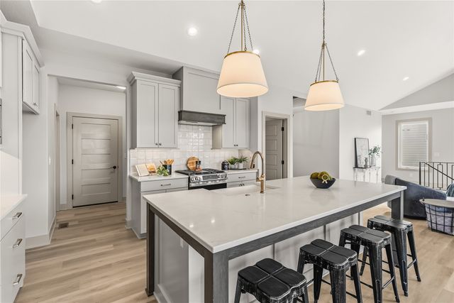 1390 NW Alderleaf Drive, Waukee, IA 50263