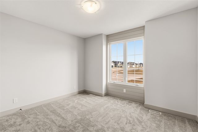 1390 NW Alderleaf Drive, Waukee, IA 50263