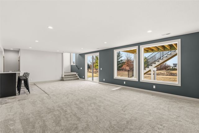 1390 NW Alderleaf Drive, Waukee, IA 50263