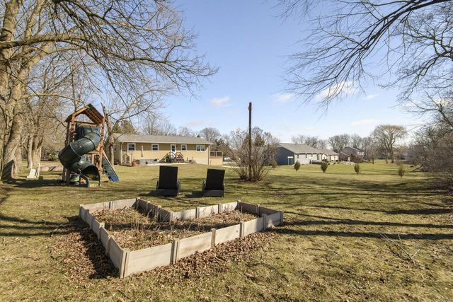 W4011 Hickory ROAD, Hustisford, WI 53034