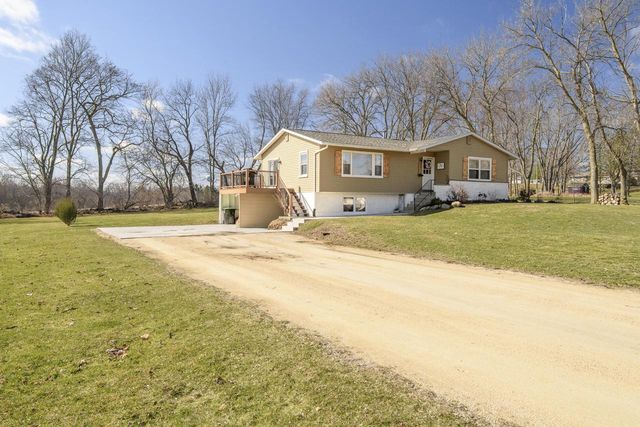 W4011 Hickory ROAD, Hustisford, WI 53034