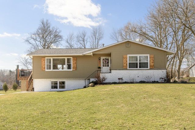 W4011 Hickory ROAD, Hustisford, WI 53034