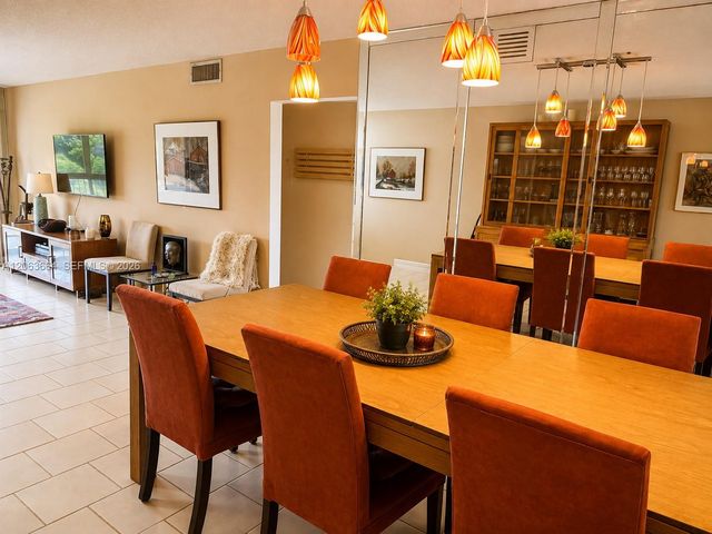 2504 Antigua Ter F4, Coconut Creek, FL 33066