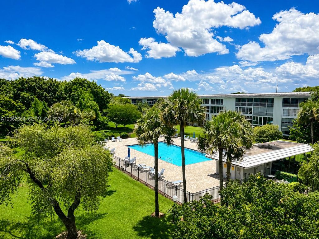 2504 Antigua Ter F4, Coconut Creek, FL 33066