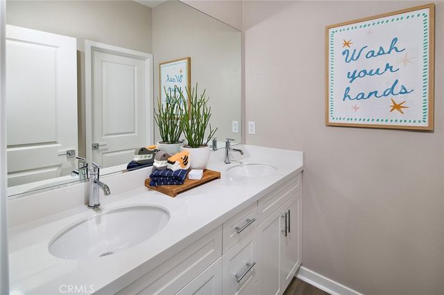 5916 Rockport Road, Eastvale, CA 92880