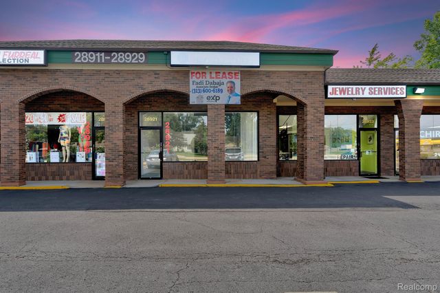 28921 7 Mile Road, Livonia, MI 48152