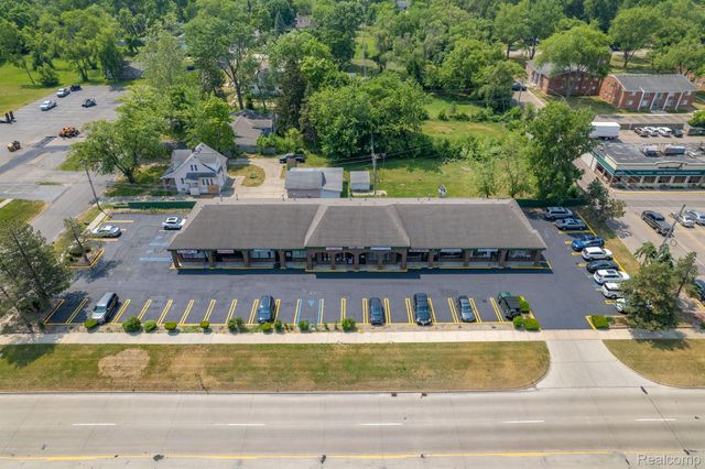 28921 7 Mile Road, Livonia, MI 48152