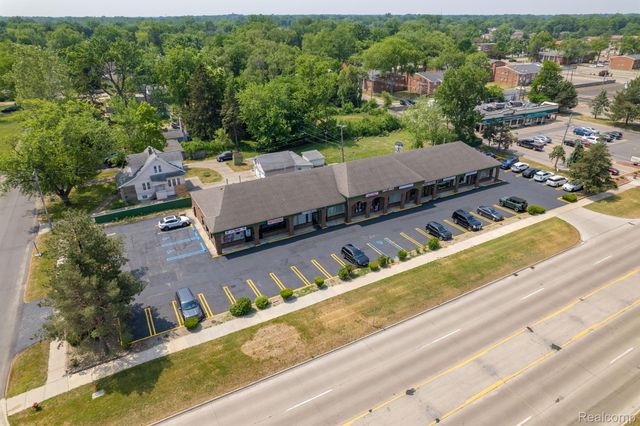 28921 7 Mile Road, Livonia, MI 48152
