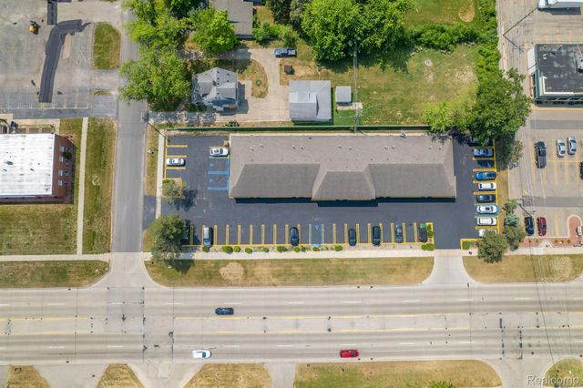 28921 7 Mile Road, Livonia, MI 48152