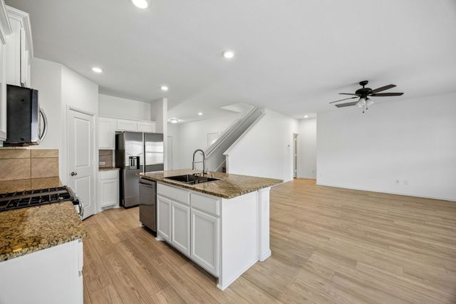 10116 Huntersville Trail, Fort Worth, TX 76108