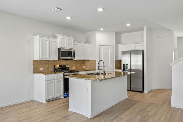 10116 Huntersville Trail, Fort Worth, TX 76108