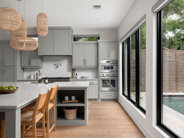 1906 Frazier Ave, Austin, TX 78704