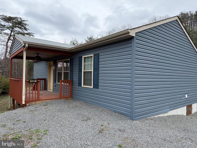 3485 VALLEY ROAD, Berkeley Springs, WV 25411