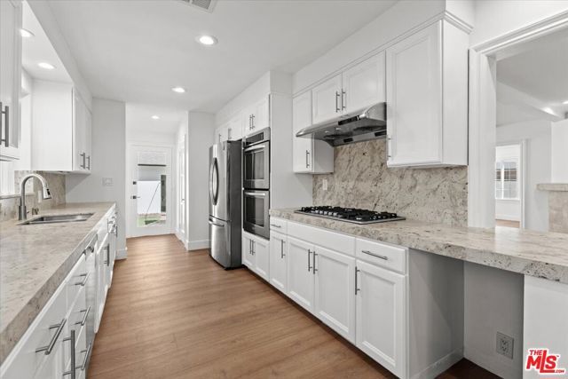 12423 Martha Street, Valley Village, CA 91607