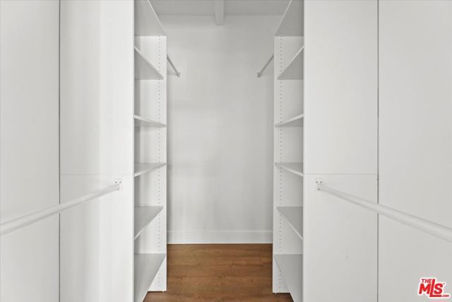 12423 Martha Street, Valley Village, CA 91607