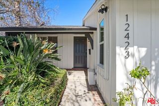 12423 Martha Street, Valley Village, CA 91607